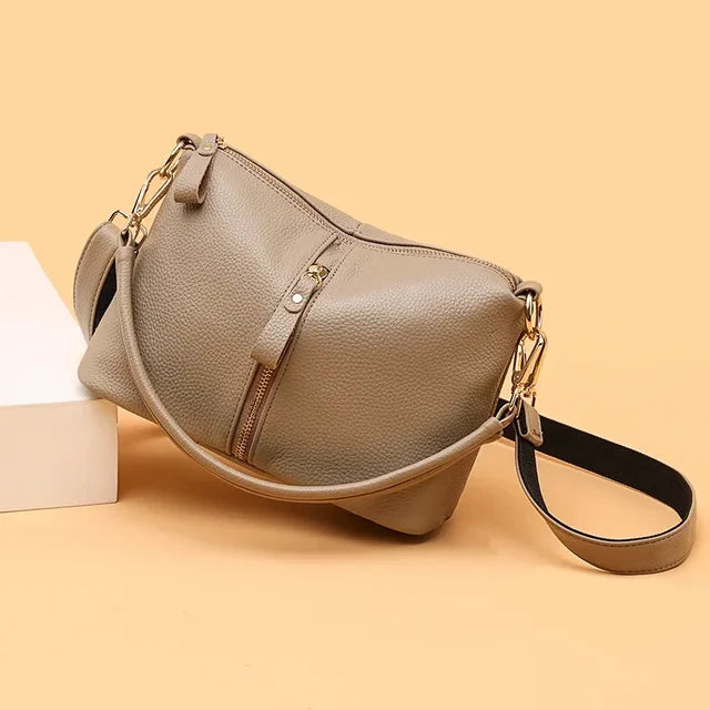 Bolsa Feminina de Ombro em Couro